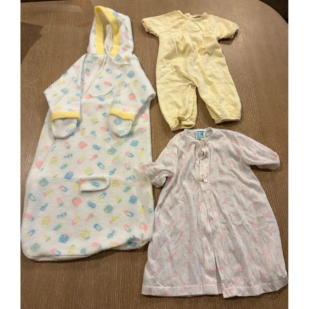 Vintage Baby Girls 9M Clothing Lot Health-Tex Toddletime Carters Rompers Pajamas